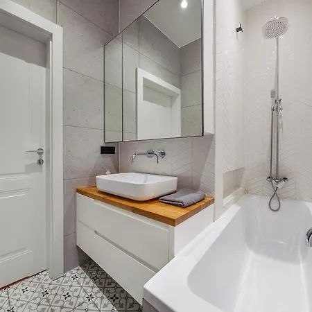 Premium Malika - Starowiejska 아파트 그디니아